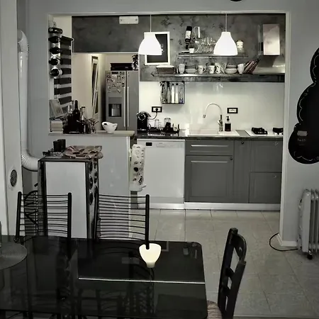 Book * Opuzen (Dubrovnik-Neretva)