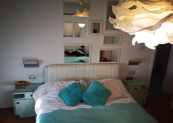 Book * Opuzen (Dubrovnik-Neretva)