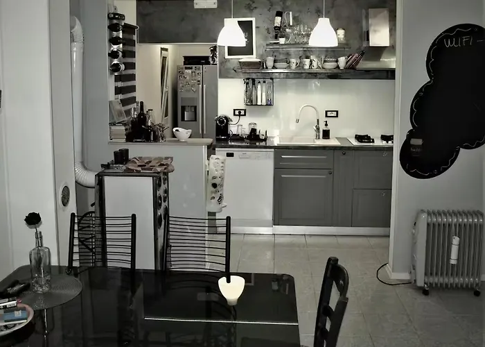 Book * Opuzen (Dubrovnik-Neretva)