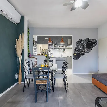 Apartment Book