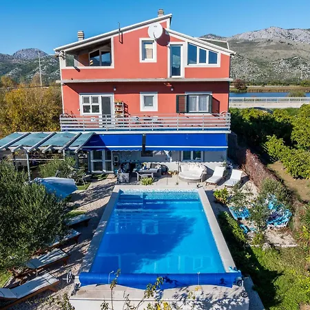 Book Appartamento Opuzen (Dubrovnik-Neretva)