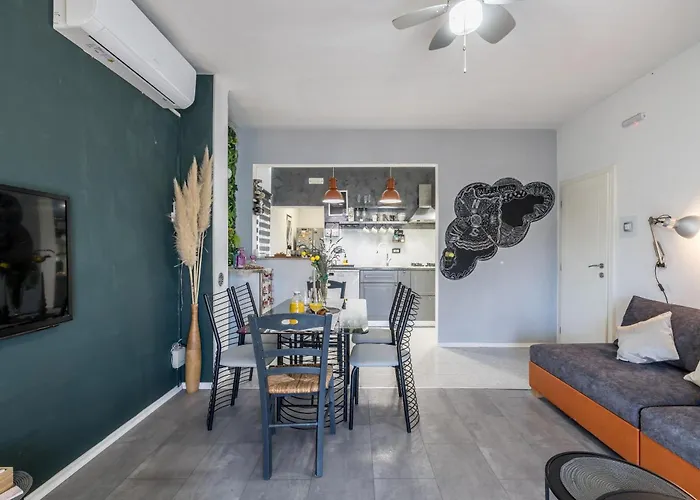 Apartment Book