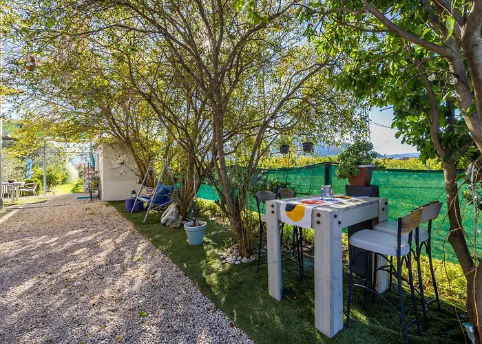 Book Apartment Opuzen (Dubrovnik-Neretva)