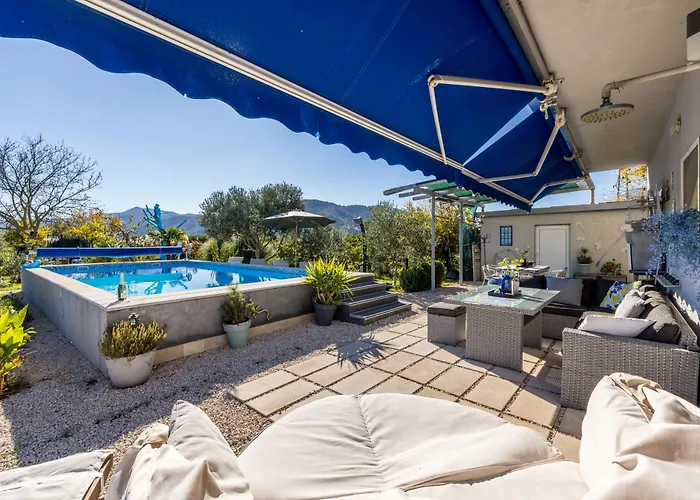 Apartment Book Opuzen (Dubrovnik-Neretva)