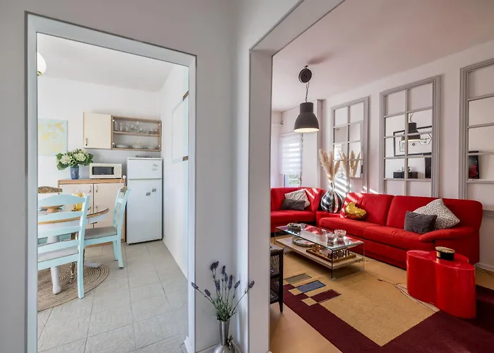 Apartment Book *